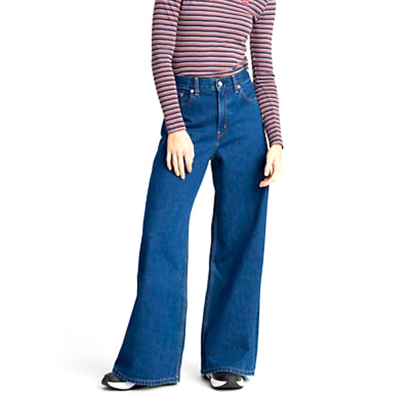 Levi’s Loose Wide Leg Jeans At The Ready Dark Wash
